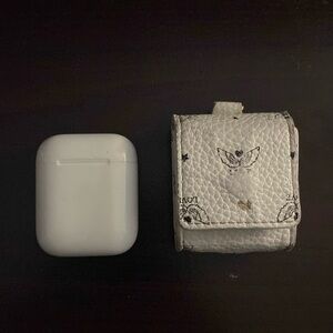 Air pods case